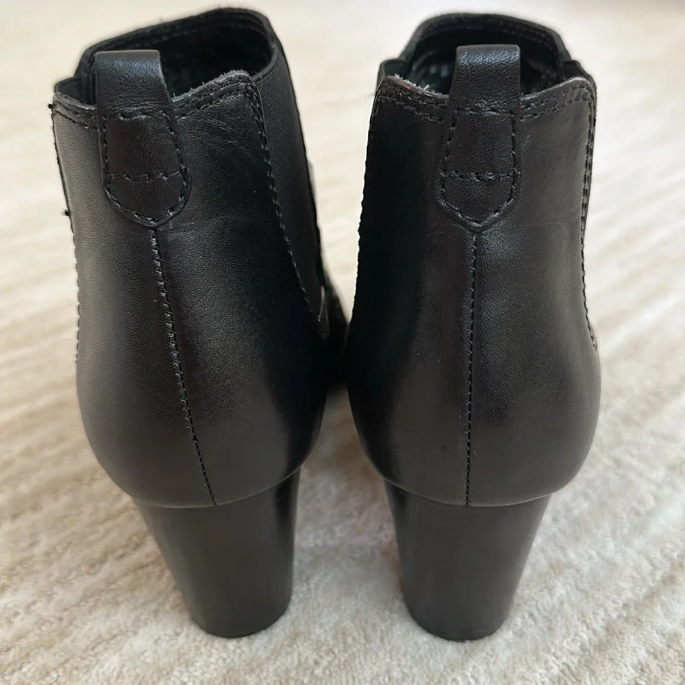 Like New: Brighton Woven Galore Boots Black Asmara Leather Ankle Boots Size 7